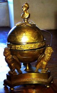Athénin globus