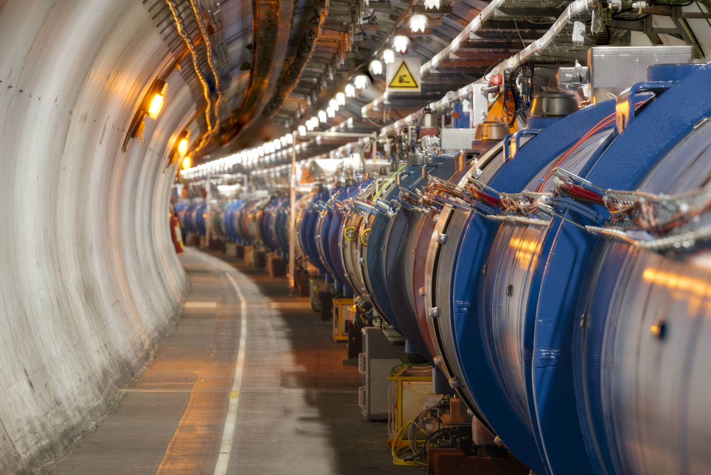 CERN.jpg